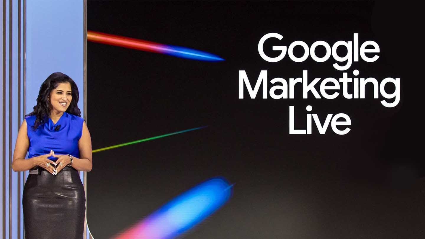 Vidhya Srinivasan, Vice-presidente do Google Ads e Commerce apresentando o Google Marketing Live 2026.