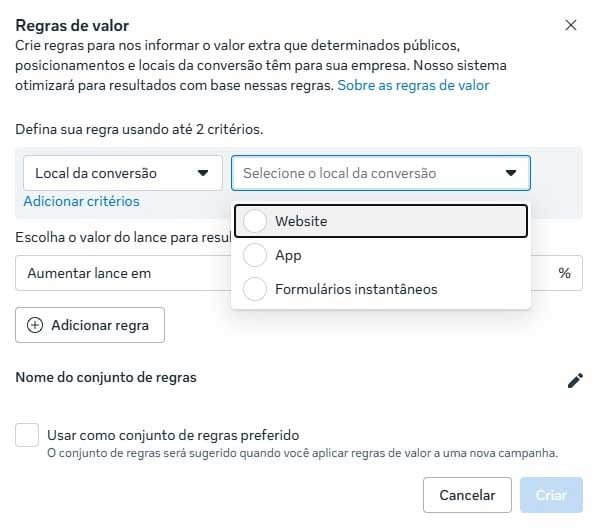Painel de regras de valor do Meta Ads exibindo o menu suspenso para seleção do local da conversão com as opções website, app e formulários instantâneos.